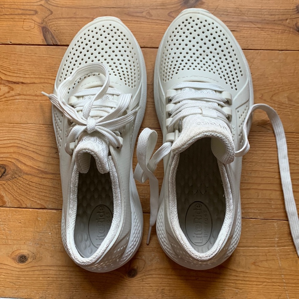 Womens Croc Tennis Shoes